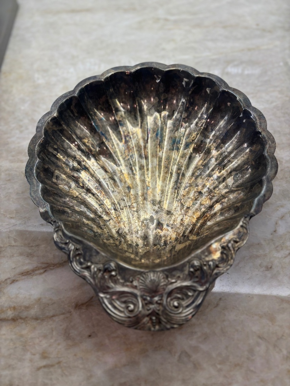 Silver plate shell bowl. 12x15. Great for serving shrimp!